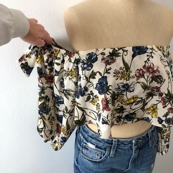 MISA Los Angeles | Floral Crop Top - Picture 4 of 12